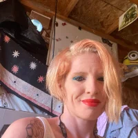 Molovinit's Profile Pic