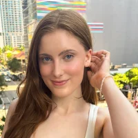 junejuniper's Profile Pic