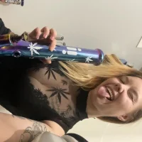 violetbabycum's Profile Pic