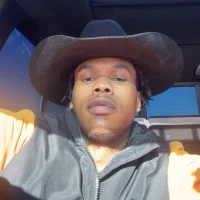 JBbaBy44's Profile Pic