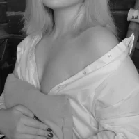 Young__Love's Profile Pic