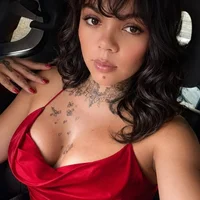 bellahot34 avatarképe