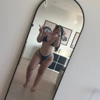 Профилна снимка на Onlychloekerton