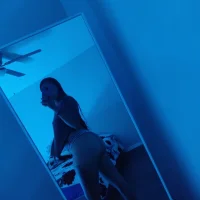 kloelove14's Profile Pic