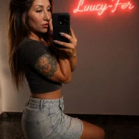 Luucy-Fer webcam