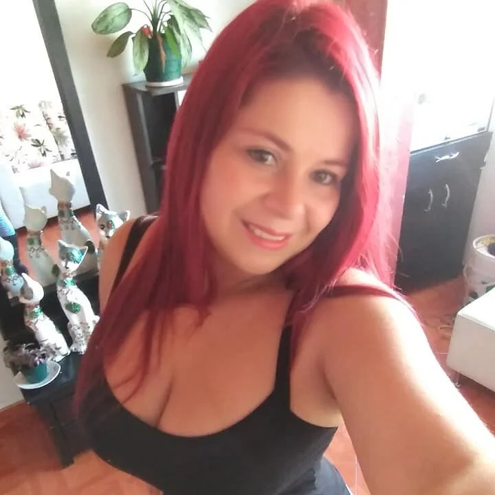 lilisa777 live cam profile