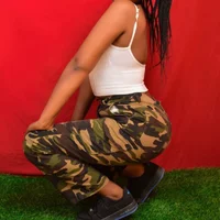 Ebony_curvy20