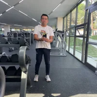 leoniiiiiiid's Avatar Pic