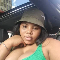 Babefatie's Offline Chat Room