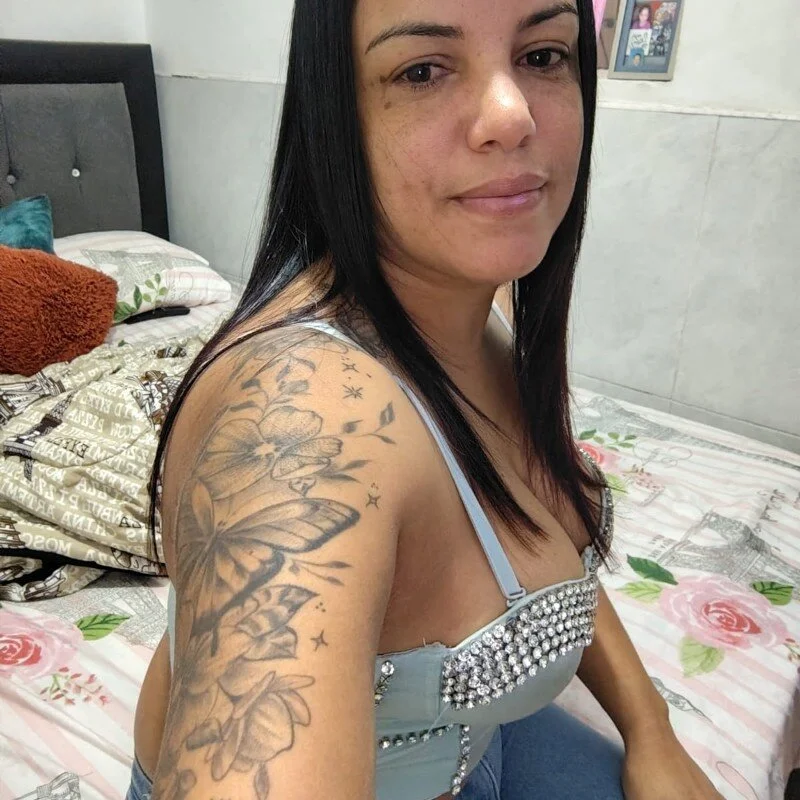 ambar_84 Stripchat profile image