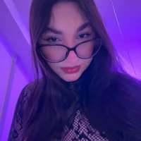 miakhalaf_ webcam