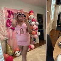 ggstrawberries' Avatar Pic