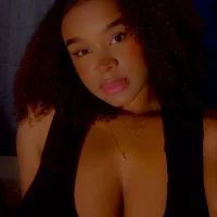 Dyan_adams' Avatar Pic