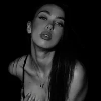 ArielFuller Φωτ, Προφίλ