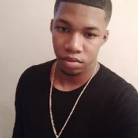 Royer17's Profile Pic