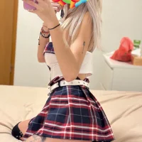 evy_aaa's Profile Pic