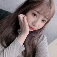 lily_158's Profile Pic