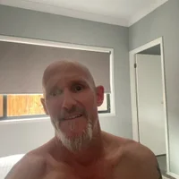 Slim197624's Profile Pic
