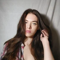 Slika avatara modela AveryCouture