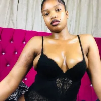 nakedivy1