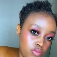 Boobsbae93's Offline Chat Room