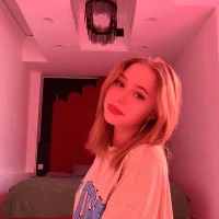 emma_nat এর প্রোফাইল ছবি