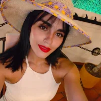 lorrayne-'s Avatar Pic