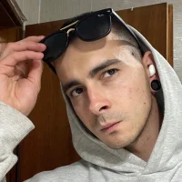 Rebel_Nik