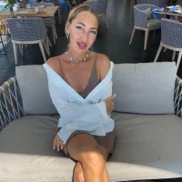 Anna-more's Profile Pic
