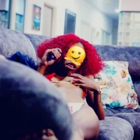 Laura_destr's Profilna slika