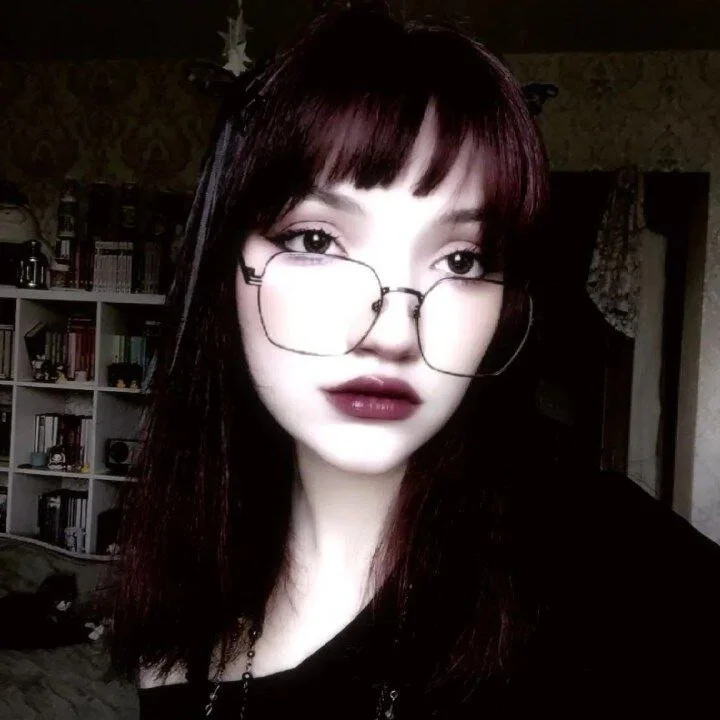 darkemily profile photo