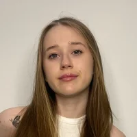 RowenaEves's Profile Pic