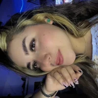 Charlott_wellsm's Profile Pic