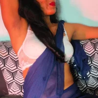 lovely-riya's Profile Pic