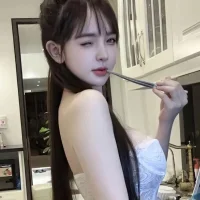 Lyli-122's Avatar Pic