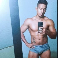 jonathanjavier1990's Profile Pic