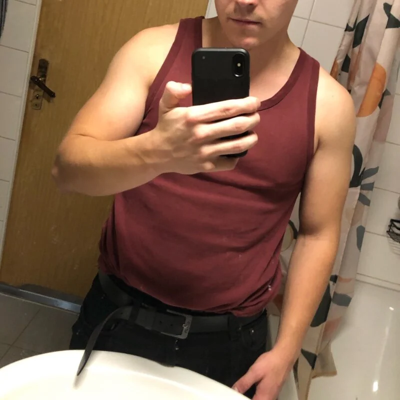 oshanskoo12 profile photo