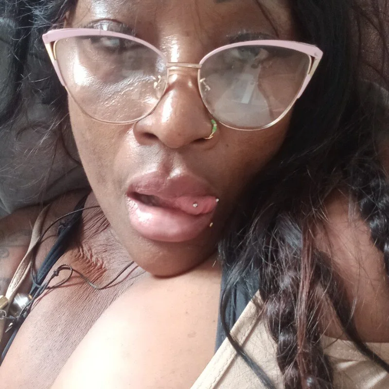 loretybig Stripchat profile image