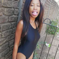 sweetenyoung's Profile Pic