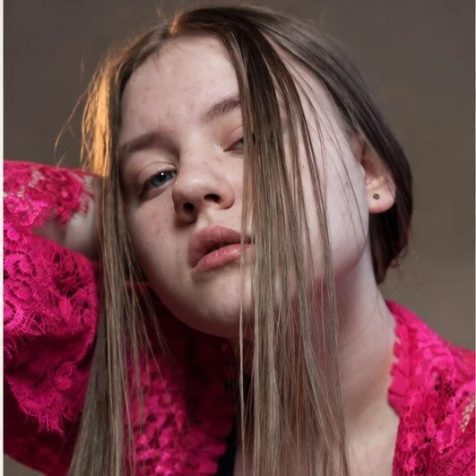 Alice_Steellee