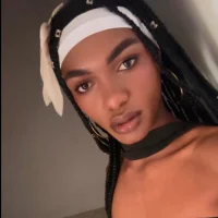 AnaVictoria09's Profile Pic