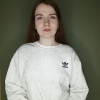 LynnHandley's Profile Pic