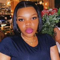 booblicious93 Φωτ, Προφίλ