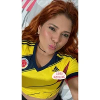 Jadeelara Adlı Modelin Avatarı