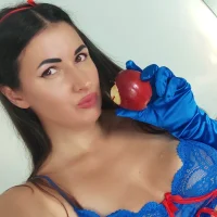 MaryMalory11's Avatar Pic