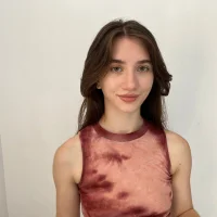 AngelinaBaker's Profile Pic