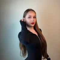 RobynShake's Profile Pic