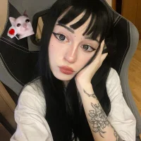 margorozenta model avatar