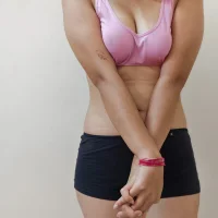 Профилна снимка на Mahira_sharma0