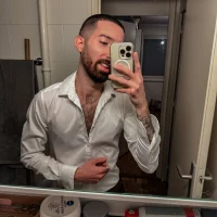 HappyGaymodel's Avatar Photo